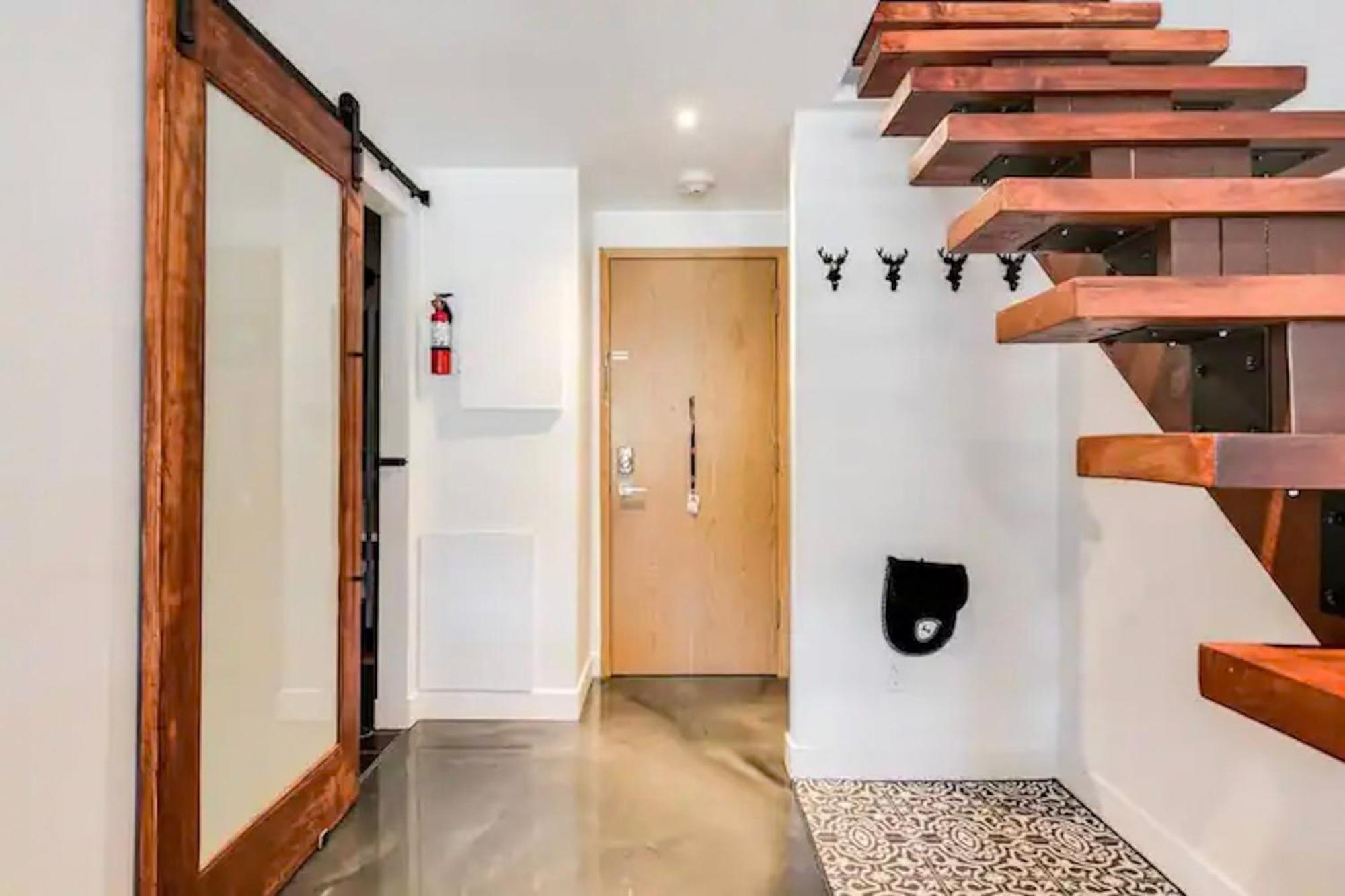 Condo Moderne, Escapade Vacance, Vue Sur Montagnes Zewnętrze zdjęcie