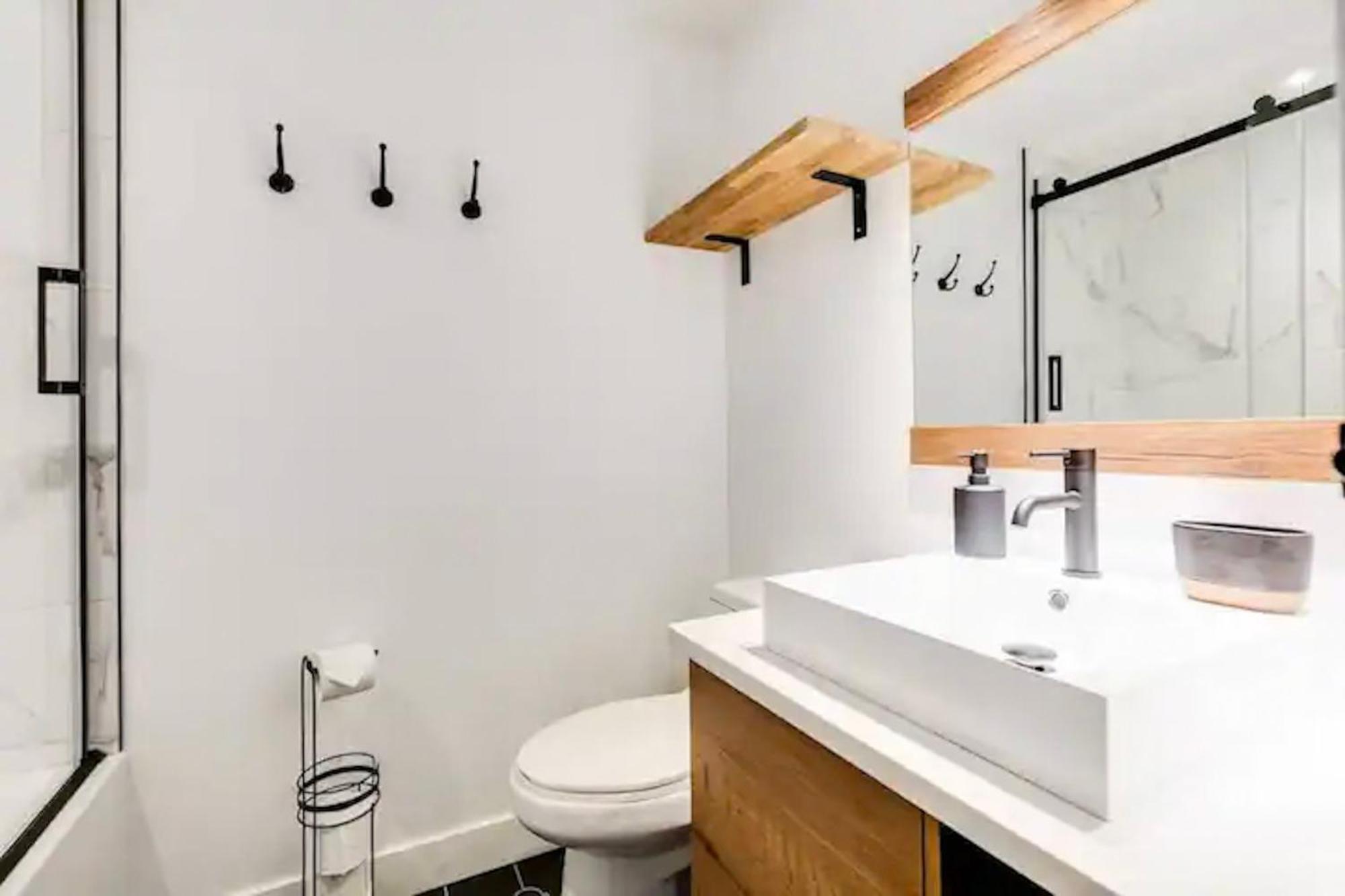 Condo Moderne, Escapade Vacance, Vue Sur Montagnes Zewnętrze zdjęcie